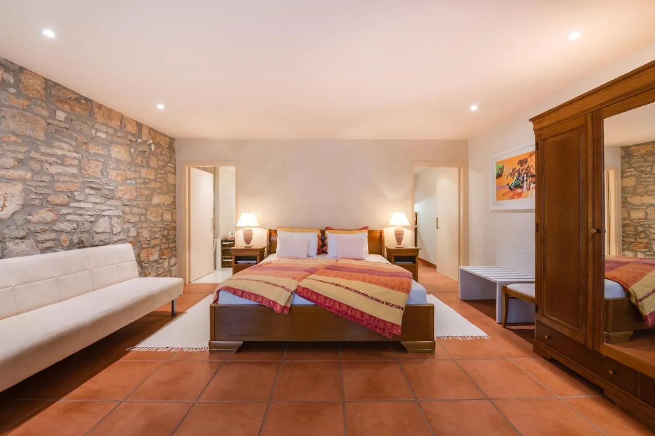 Apartment Boutique B&B Stancija 1904 Adults Only