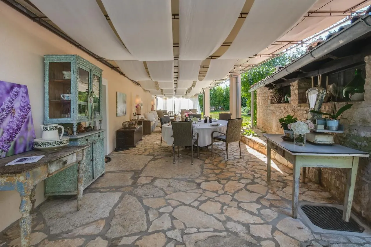 Boutique B&B Stancija 1904 Adults Only Apartment