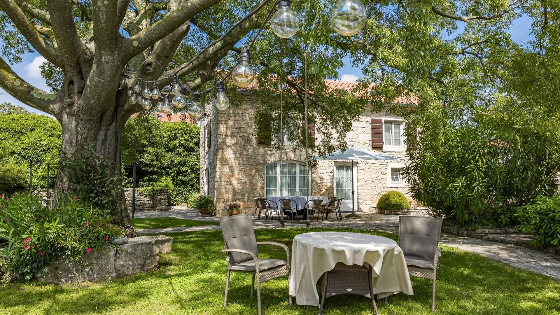 Apartment Boutique B&B Stancija 1904 Adults Only